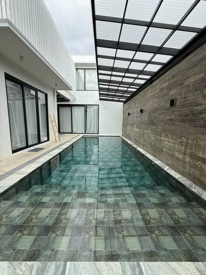Couple Loft 2 — shared swimming pool