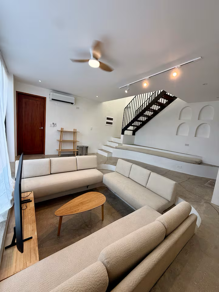 Family Loft — living area