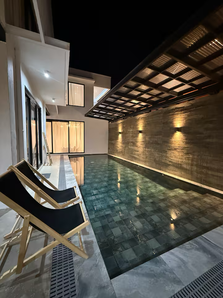 Family Loft — shared swimming pool