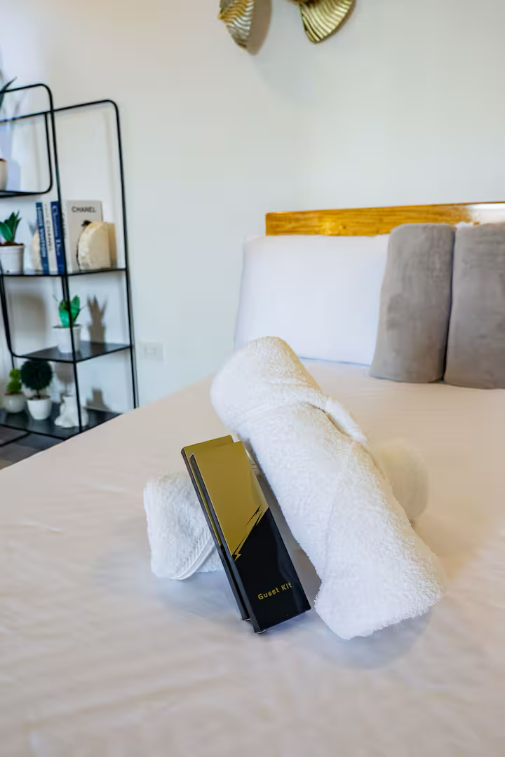 Ylli Waves Villa — group room