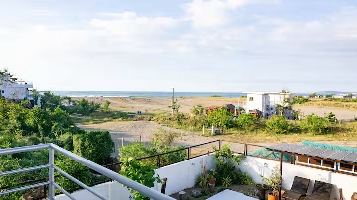 Ylli Waves Villa — exterior view