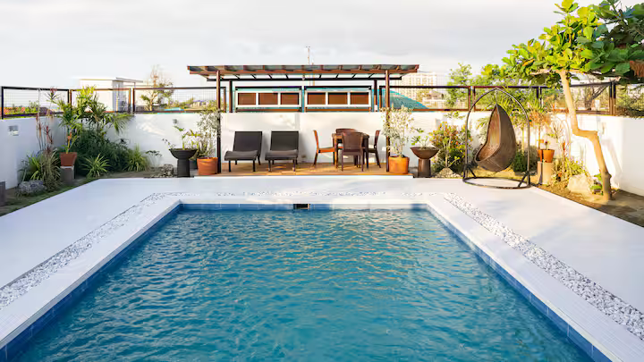 Ylli Waves Villa — private swimming pool